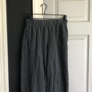 Brandy Melville Rosa sweatpants